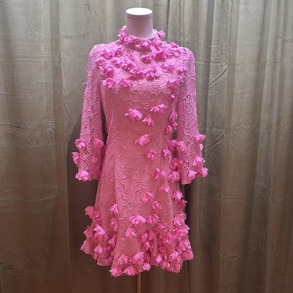Karen Millen pink lace appliqué mini dress, US6 - Picture 7 of 16
